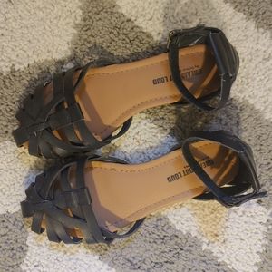 Black Woven Sandals - Dream Out Loud